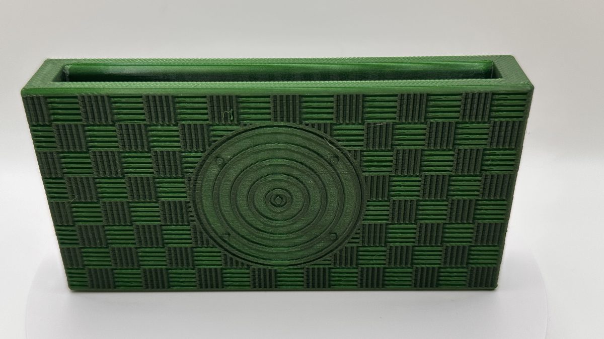 Standard hatchet sheath with bullseye engrave